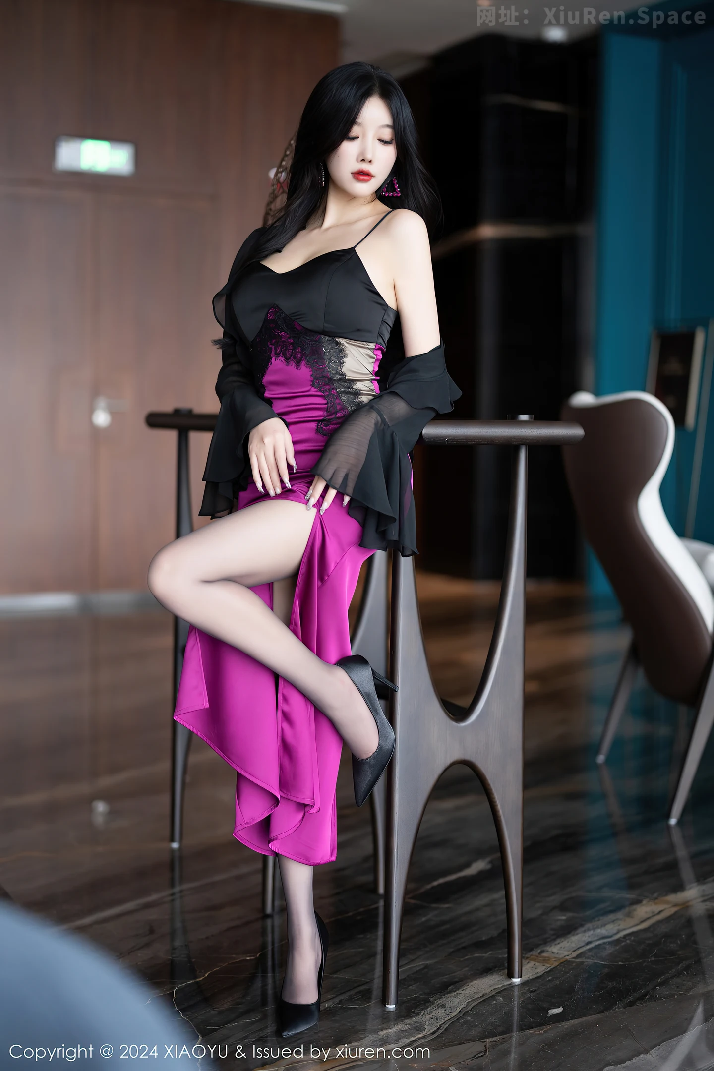 图片[4]-[XiaoYu画语界]Vol.1192 女神杨晨晨Yome性感吊带裙+黑色情趣服饰秀完美身材诱惑写真85P-秀人网官方网站